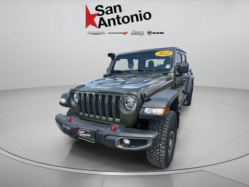 Used 2022 Jeep Gladiator Rubicon w/ Cold Weather Group AWD/4WD image 5