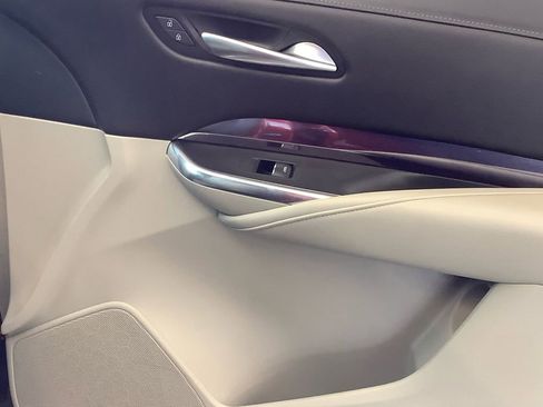 Used 2021 Cadillac XT4 Luxury image 15