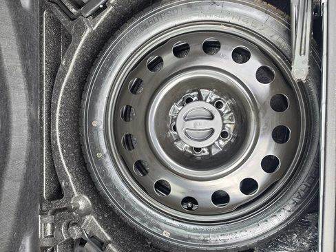 Used 2017 GMC Terrain SLT image 24