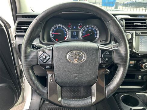 Used 2019 Toyota 4Runner TRD Off-Road Premium image 15