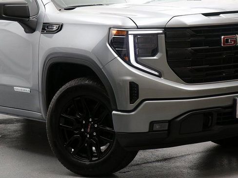 New 2025 GMC Sierra 1500 Elevation AWD/4WD image 3