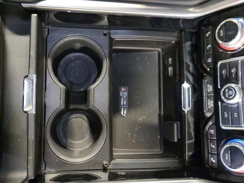 Used 2023 GMC Yukon XL Denali image 19