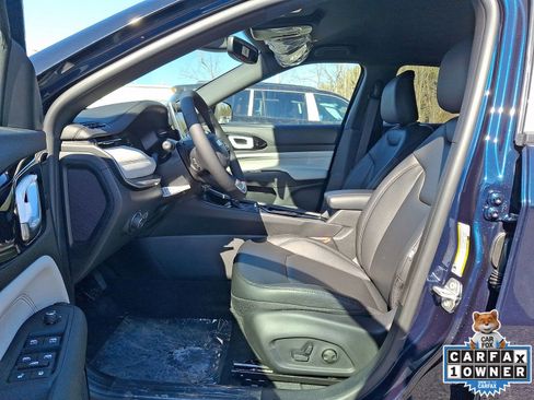 New 2026 Jeep Compass Limited image 7