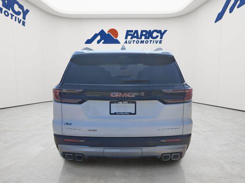 Used 2026 GMC Acadia Elevation w/ Elevation Premium Package AWD/4WD image 6