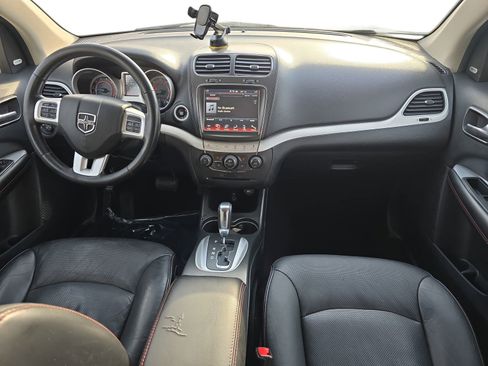 Used 2018 Dodge Journey GT image 9