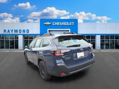 Used 2025 Subaru Outback AWD/4WD image 5