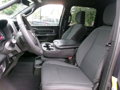 Certified 2025 RAM 2500 Big Horn AWD/4WD image 7