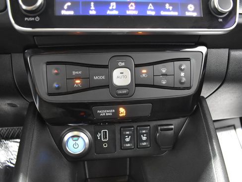 Used 2019 Nissan Leaf SL Plus FWD image 21