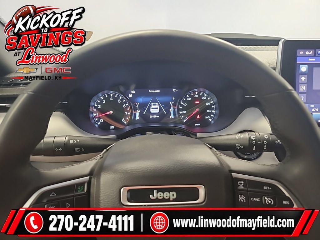 Used 2025 Jeep Compass Limited AWD/4WD image 24