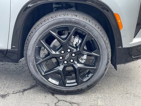 Used 2026 Chevrolet Traverse RS image 11