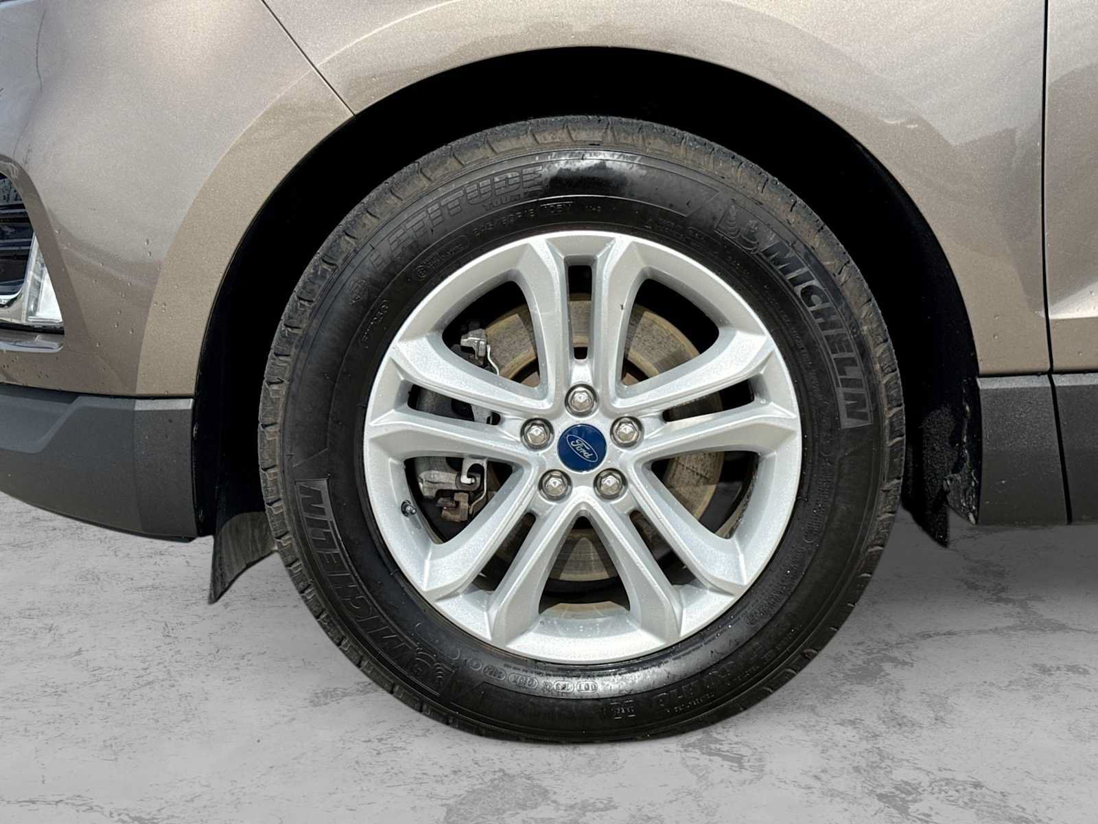 Used 2019 Ford Edge SEL w/ Equipment Group 201A AWD/4WD image 13
