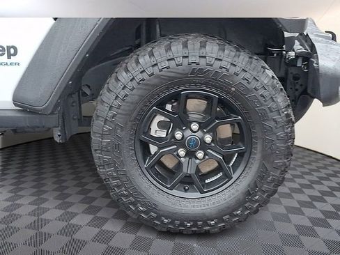 Used 2025 Jeep Wrangler Unlimited Sport S 4xe image 9