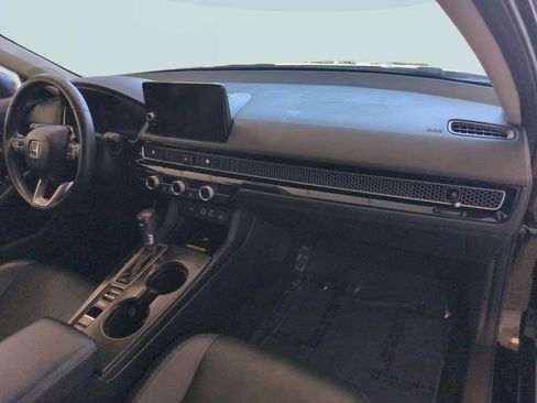 Used 2022 Honda Civic Touring image 29