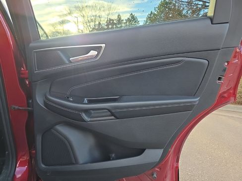 Used 2015 Ford Edge Titanium w/ Equipment Group 301A image 20