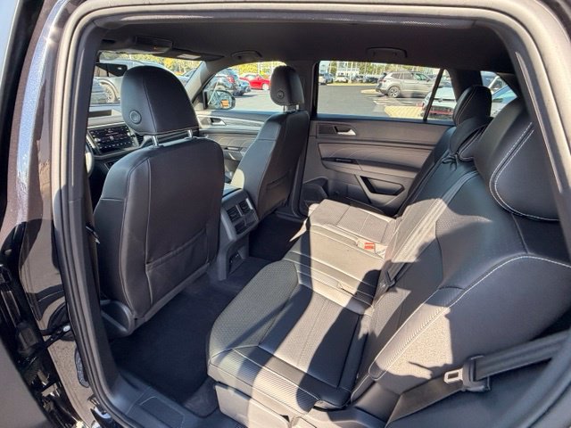 Certified 2021 Volkswagen Atlas Cross Sport SE FWD image 10