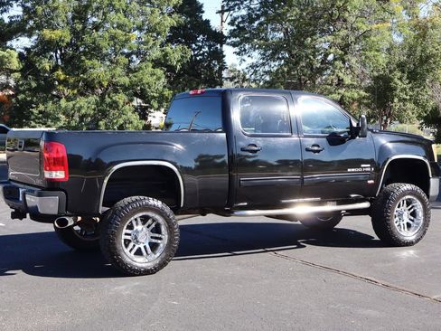 Used 2008 GMC Sierra 2500 SLT w/ Convenience Package image 4