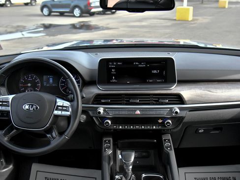 Used 2020 Kia Telluride EX w/ EX Premium Package image 42