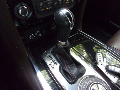 Used 2018 Nissan Armada Platinum w/ Captain Seat Package image 32