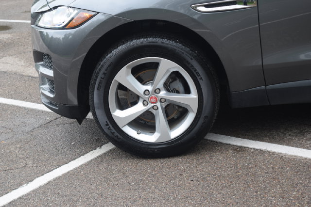 Used 2018 Jaguar F-PACE Premium AWD/4WD image 30