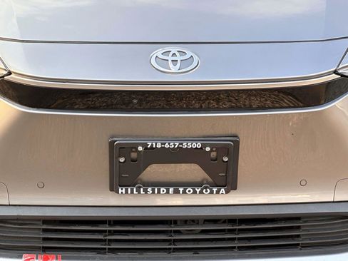 Used 2023 Toyota bZ4X AWD w/ Weather Package image 9