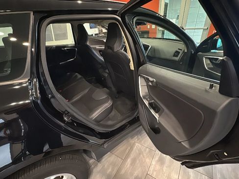 Used 2013 Volvo XC60 3.2 FWD image 27