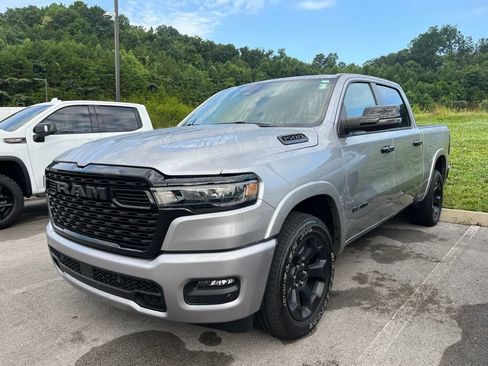 Used 2025 RAM 1500 Big Horn AWD/4WD image 1