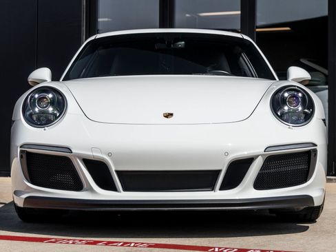 Certified 2018 Porsche 911 Carrera 4 GTS AWD/4WD image 8