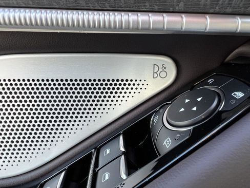 New 2026 Ford Explorer Platinum image 18