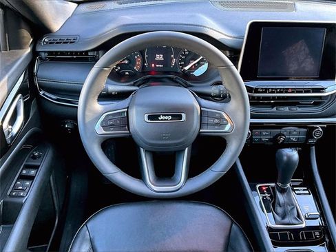 Used 2022 Jeep Compass Altitude image 5