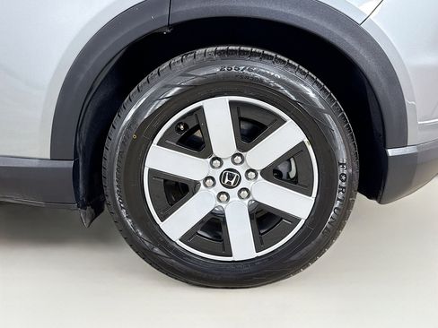 Used 2024 Honda Prologue EX image 32