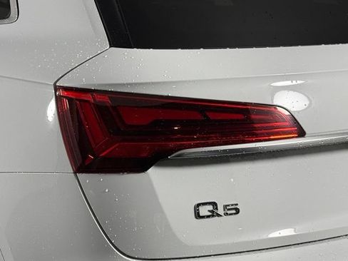 Used 2023 Audi Q5 2.0T Premium Plus w/ Premium Plus Package AWD/4WD image 13