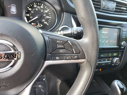 Used 2020 Nissan Rogue Sport SV FWD image 27