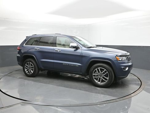 Used 2021 Jeep Grand Cherokee Limited image 17