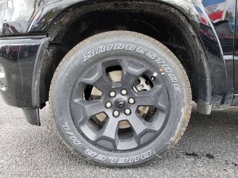 New 2026 RAM 1500 Big Horn AWD/4WD image 12