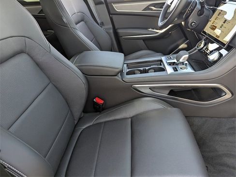 New 2026 Jaguar F-PACE R-Dynamic S image 13