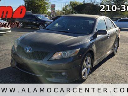 Used 2011 Toyota Camry SE w/ Sport Convenience Pkg