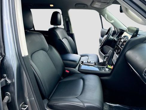 Used 2022 Nissan Armada SV w/ SV Appearance Package RWD image 25