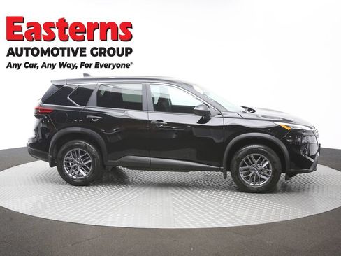 Used 2024 Nissan Rogue S AWD/4WD image 46