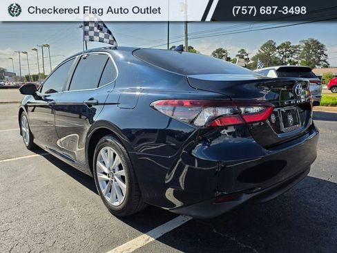 Used 2021 Toyota Camry LE FWD image 7
