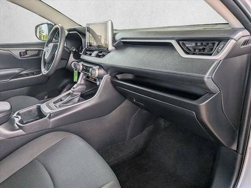 Certified 2025 Toyota RAV4 LE AWD/4WD image 19