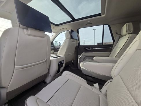 Used 2021 GMC Yukon Denali w/ Denali Ultimate Package image 30