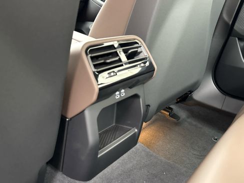 New 2026 BMW 530i xDrive w/ M Sport Package image 17