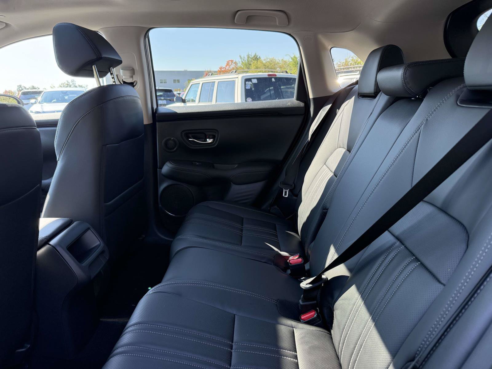 New 2027 Honda HR-V EX-L image 13