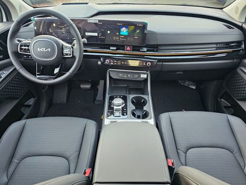 New 2026 Kia Carnival SX Prestige image 9