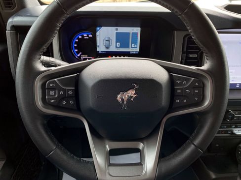 Used 2023 Ford Bronco Outer Banks image 23