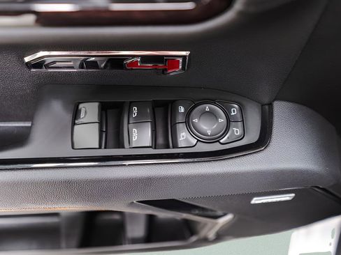 Used 2025 GMC Sierra 1500 AT4 AWD/4WD image 24