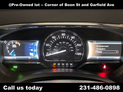 Used 2015 Lincoln Navigator 4WD image 21
