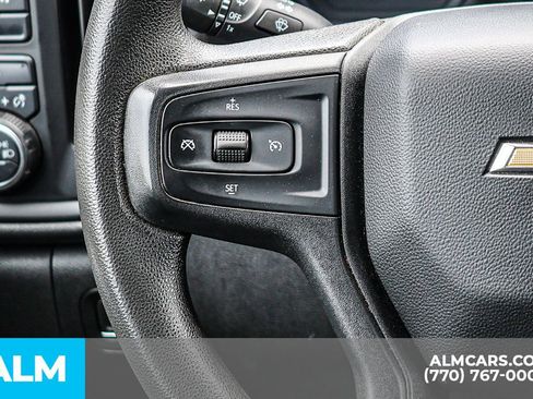 Used 2023 Chevrolet Silverado 2500 Custom w/ Custom Value Package image 34