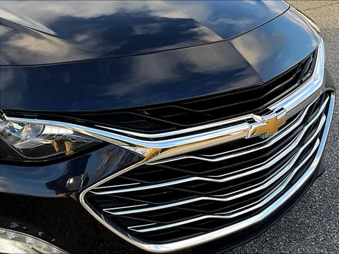 Used 2023 Chevrolet Malibu LT image 32