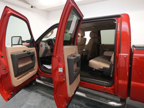 Used 2014 Ford F350 Lariat image 22